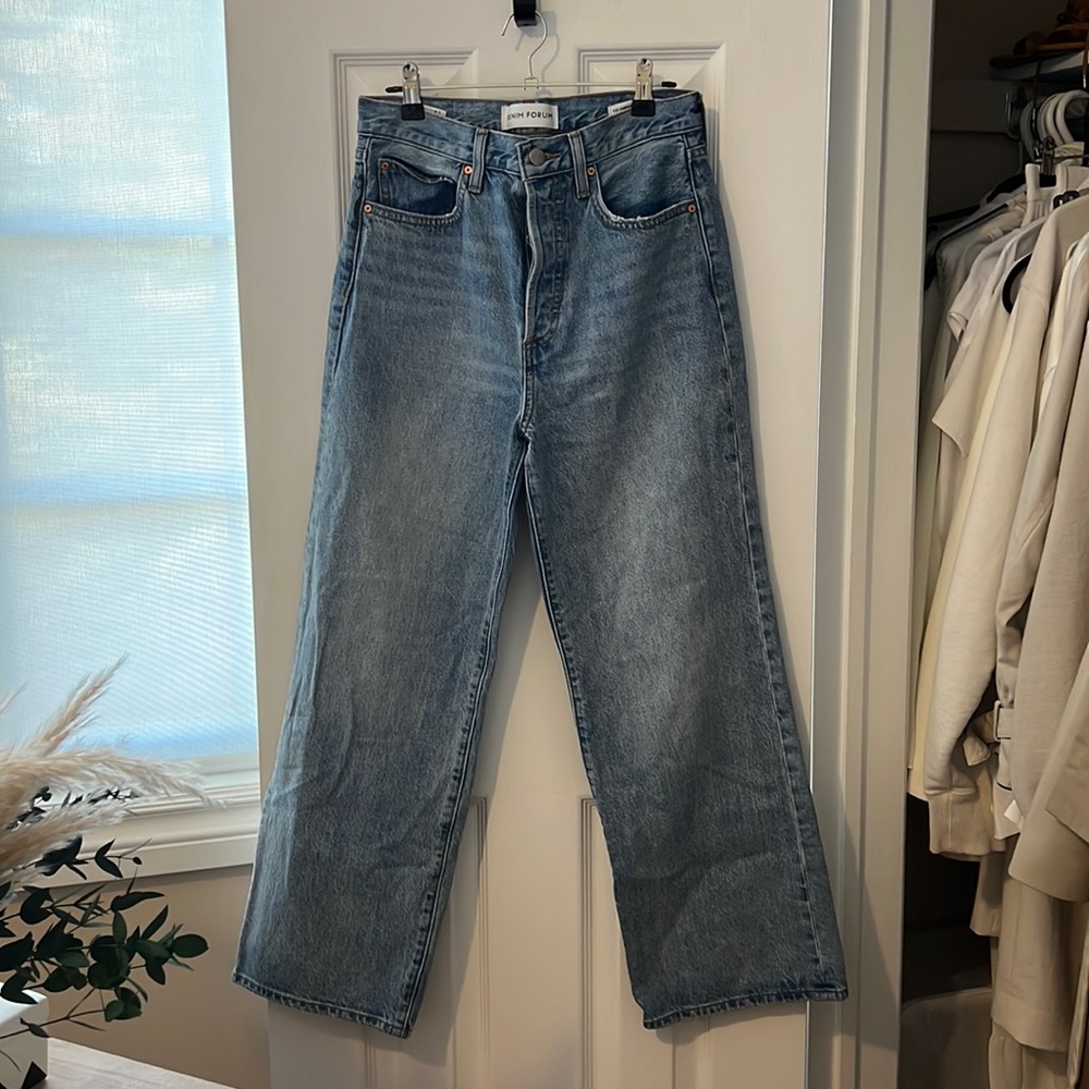 Denim Forum Farrah Wide Leg jeans sz 27 waist 28 length